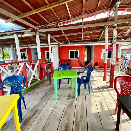Hostal Paraiso Isla Mucura Buitenkant foto